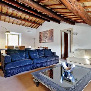 Piazza Mattei Elegant | Romeloft Appartement